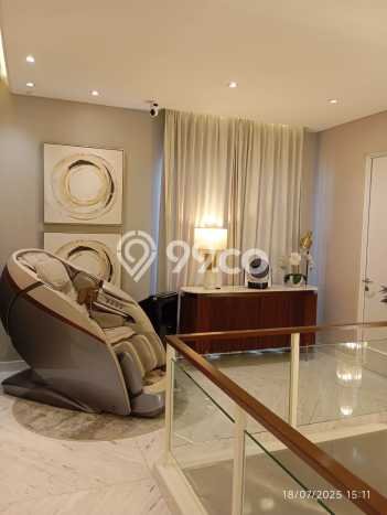 Rumah Mewah LB 316m2 Siap Huni Desain Elegan di Gading Serpong, Tangerang Rumah Mewah LB 316m2 Siap Huni Desain Elegan di Gading Serpong, Tangerang