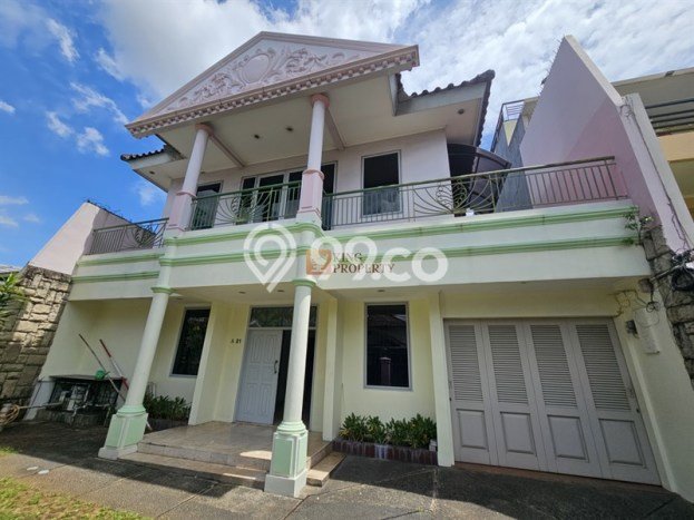 Rumah 4 Kamar Harga Terjangkau di Tanjung Duren, Jakarta Barat Rumah 4 Kamar Harga Terjangkau di Tanjung Duren, Jakarta Barat