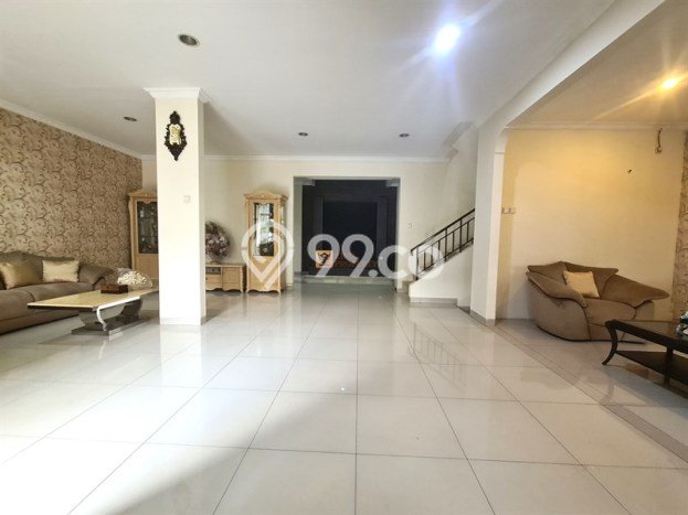 Disewakan! Rumah 3 Kamar Tidur &
3 Kamar Mandi di Puri Mansion, Jakarta Barat Disewakan! Rumah 3 Kamar Tidur &
3 Kamar Mandi di Puri Mansion, Jakarta Barat