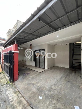 LOKASI PREMIUM! Rumah area Duri Kepa, 5 KT, Area Tenang, Luas 132m2m² Bangunan 200m2m² LOKASI PREMIUM! Rumah area Duri Kepa, 5 KT, Area Tenang, Luas 132m2m² Bangunan 200m2m²