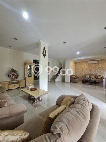 Disewakan! Rumah 3 Kamar Tidur &
3 Kamar Mandi di Puri Mansion, Jakarta Barat Disewakan! Rumah 3 Kamar Tidur &
3 Kamar Mandi di Puri Mansion, Jakarta Barat