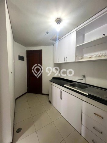 Apartemen Disewakan 2 Kamar Murah Siap Huni di Jakarta Barat, Luas 72m2 Apartemen Disewakan 2 Kamar Murah Siap Huni di Jakarta Barat, Luas 72m2