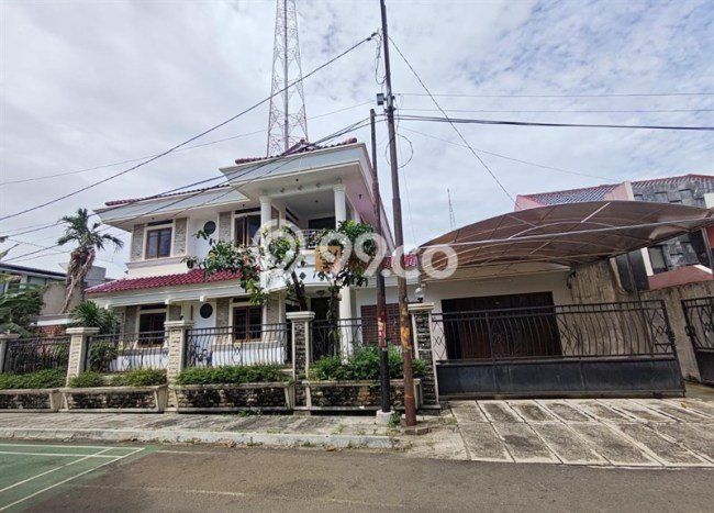 Dijual Hunian Mewah dengan Fasilitas Sekitar Lengkap di Kembangan, Jakarta Barat Dijual Hunian Mewah dengan Fasilitas Sekitar Lengkap di Kembangan, Jakarta Barat