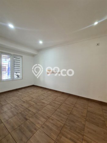 Rumah Disewakan Jakarta Barat LT 150m2 LB 260m2 Kawasan Puri Mansion Rumah Disewakan Jakarta Barat LT 150m2 LB 260m2 Kawasan Puri Mansion