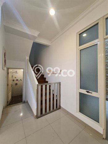 Rumah Disewakan Jakarta Barat LT 150m2 LB 260m2 Kawasan Puri Mansion Rumah Disewakan Jakarta Barat LT 150m2 LB 260m2 Kawasan Puri Mansion