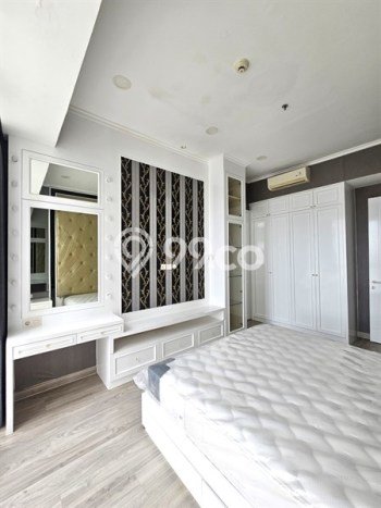 Hunian Apartemen High-Class untuk Dijual di Jakarta Barat dengan 3 BR & 3 Kamar Mandi Hunian Apartemen High-Class untuk Dijual di Jakarta Barat dengan 3 BR & 3 Kamar Mandi
