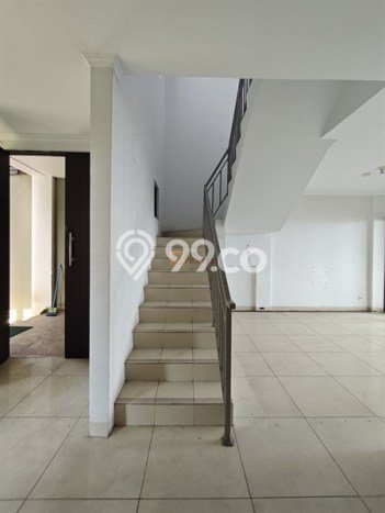 HUNIAN EKSKLUSIF! Rumah area , 3 KM, Design Minimalis, LT 136m2m² Bangunan 270m2m² HUNIAN EKSKLUSIF! Rumah area , 3 KM, Design Minimalis, LT 136m2m² Bangunan 270m2m²