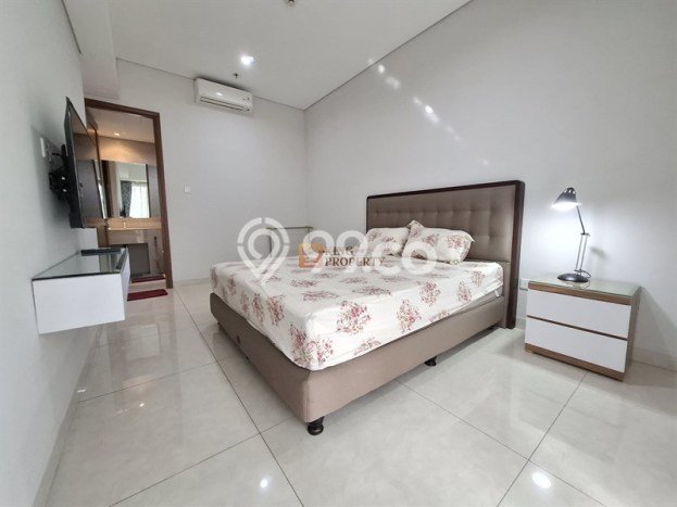 Apartemen Disewakan 3 Kamar Hemat Siap Huni di Jakarta Barat, Luas 142m2 Apartemen Disewakan 3 Kamar Hemat Siap Huni di Jakarta Barat, Luas 142m2
