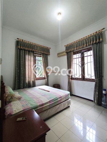 Siap Huni Hunian Elit 5 Kamar di Kembangan Dekat ke Mana Saja Siap Huni Hunian Elit 5 Kamar di Kembangan Dekat ke Mana Saja