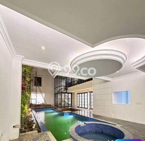 Rumah Mewah LB 2100m2 Siap Huni Desain Elegan di Pondok Indah, Jakarta Selatan Rumah Mewah LB 2100m2 Siap Huni Desain Elegan di Pondok Indah, Jakarta Selatan