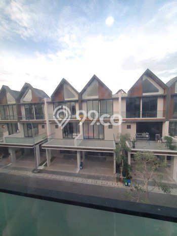Dijual Rumah Mewah Elegan Dengan View Eksklusif di Pantai Indah Kapuk 2, Jakarta Utara Dijual Rumah Mewah Elegan Dengan View Eksklusif di Pantai Indah Kapuk 2, Jakarta Utara