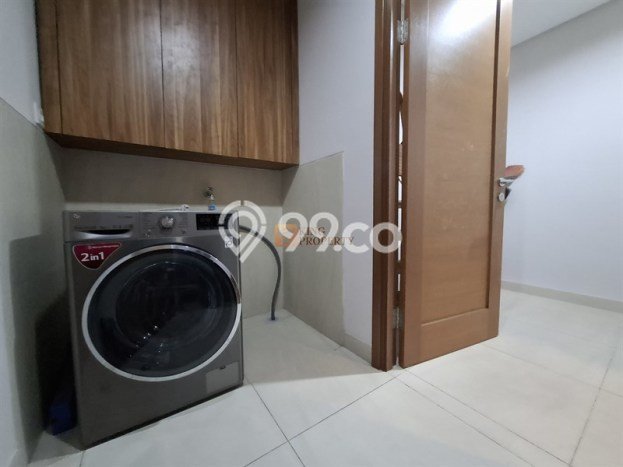 Apartemen Disewakan 3 Kamar Hemat Siap Huni di Jakarta Barat, Luas 142m2 Apartemen Disewakan 3 Kamar Hemat Siap Huni di Jakarta Barat, Luas 142m2