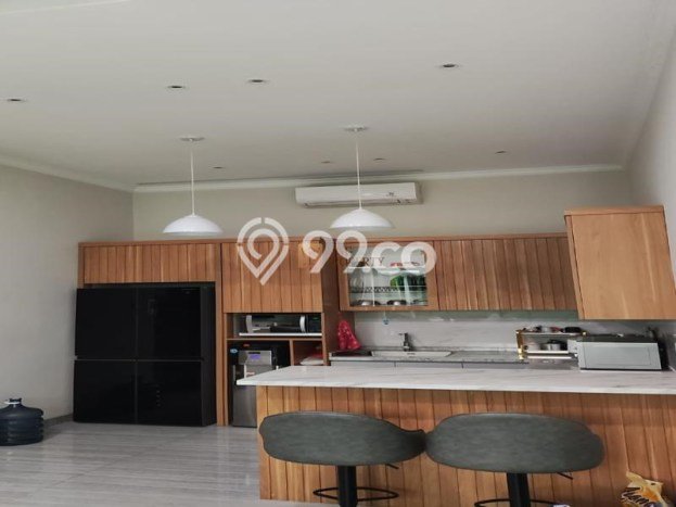Bisa KPR! Rumah Kedoya, Jakarta Barat, Luas 200m² Bangunan 525m² Bisa KPR! Rumah Kedoya, Jakarta Barat, Luas 200m² Bangunan 525m²