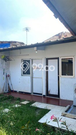 Rumah kawasan Jagakarsa, Jakarta Selatan, LT 273m² Bangunan 200m² Rumah kawasan Jagakarsa, Jakarta Selatan, LT 273m² Bangunan 200m²