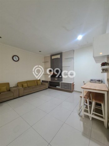 Disewakan! Rumah 3 Kamar Tidur &
3 Kamar Mandi di Puri Mansion, Jakarta Barat Disewakan! Rumah 3 Kamar Tidur &
3 Kamar Mandi di Puri Mansion, Jakarta Barat
