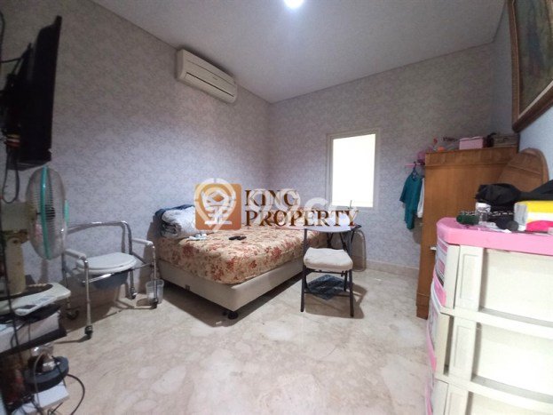 Rumah Terawat LT 273m2m² / LB 480m2m² di Lokasi Premium , Jakarta Barat Rumah Terawat LT 273m2m² / LB 480m2m² di Lokasi Premium , Jakarta Barat