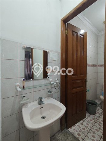 Siap Huni Hunian Elit 5 Kamar di Kembangan Dekat ke Mana Saja Siap Huni Hunian Elit 5 Kamar di Kembangan Dekat ke Mana Saja