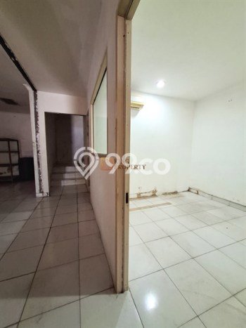 Ruko Bagus Dijual LB 434m2 Lokasi Strategis Jakarta Barat Area Cocok untuk Bisnis Ruko Bagus Dijual LB 434m2 Lokasi Strategis Jakarta Barat Area Cocok untuk Bisnis