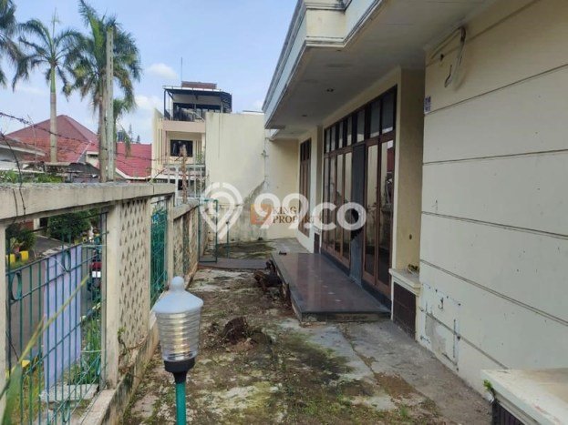Hunian Mewah Siap Huni LT 258m2 di Kebon Jeruk, Jakarta Barat Hunian Mewah Siap Huni LT 258m2 di Kebon Jeruk, Jakarta Barat