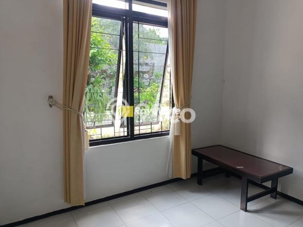 Dijual Rumah 5 Kamar Lokasi Strategis Nyaman dan Strategis di Manahan Dijual Rumah 5 Kamar Lokasi Strategis Nyaman dan Strategis di Manahan