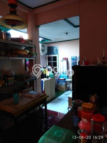 Rumah Strategis Modern Lb 168m2 di Laweyan, Surakarta Rumah Strategis Modern Lb 168m2 di Laweyan, Surakarta