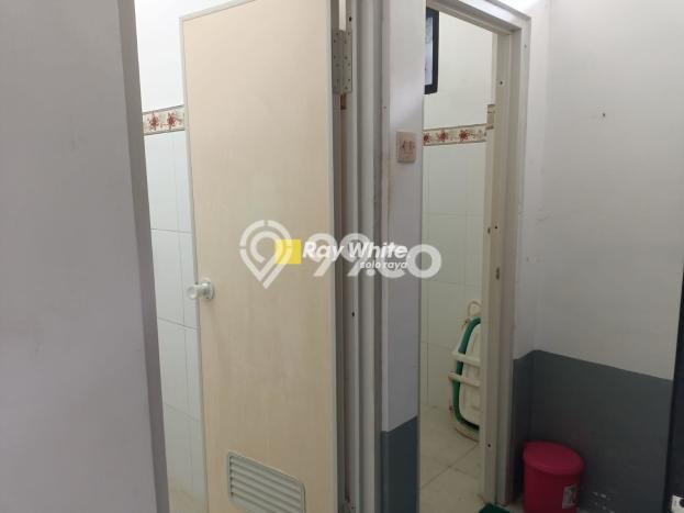 Dijual Rumah 5 Kamar Lokasi Strategis Nyaman dan Strategis di Manahan Dijual Rumah 5 Kamar Lokasi Strategis Nyaman dan Strategis di Manahan