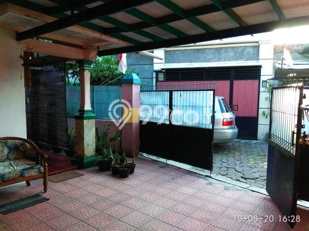 Rumah Strategis Modern Lb 168m2 di Laweyan, Surakarta Rumah Strategis Modern Lb 168m2 di Laweyan, Surakarta