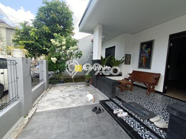 Dijual Rumah 5 Kamar Lokasi Strategis Nyaman dan Strategis di Manahan Dijual Rumah 5 Kamar Lokasi Strategis Nyaman dan Strategis di Manahan