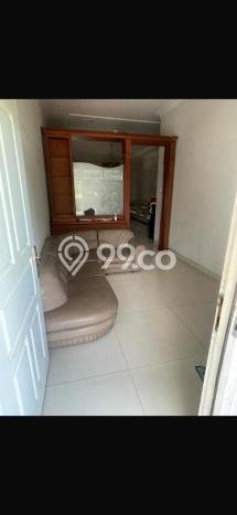 Rumah Elit Modern Tanpa Renovasi di Dharma Husada Surabaya Rumah Elit Modern Tanpa Renovasi di Dharma Husada Surabaya