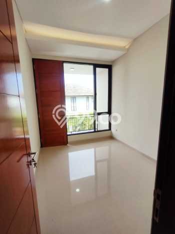 Rumah Minimalis 3 KT di Pakuwon City Surabaya Semi Furnished Rumah Minimalis 3 KT di Pakuwon City Surabaya Semi Furnished