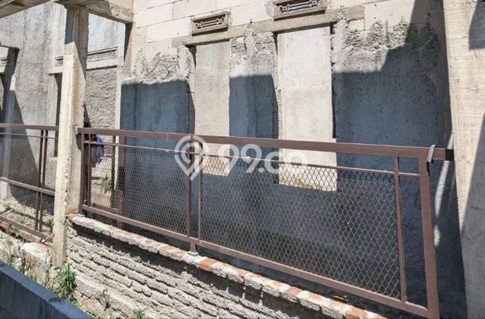 Rumah Kost Dijual di Jatinangor, Sumedang dengan 5 Kamar Tidur, 4 Kamar Mandi Rumah Kost Dijual di Jatinangor, Sumedang dengan 5 Kamar Tidur, 4 Kamar Mandi