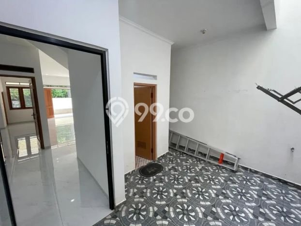 Jual Rumah Eksklusif 3 KT di Pondok Bambu, Jakarta Timur Jual Rumah Eksklusif 3 KT di Pondok Bambu, Jakarta Timur