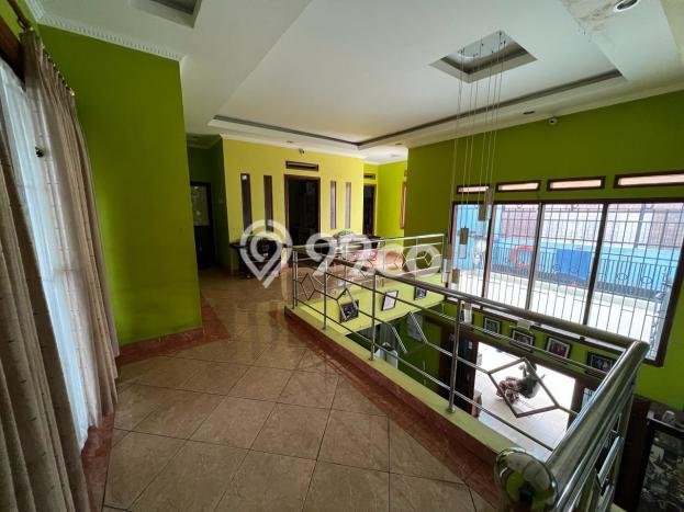 Hunian Elit LB 500m2 Siap Pakai Desain Elegan di Sarijadi, Bandung Hunian Elit LB 500m2 Siap Pakai Desain Elegan di Sarijadi, Bandung