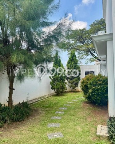 Rumah Bagus Siap Huni Di Lippo Cikarang Luas 198m2 Lokasi Strategis Rumah Bagus Siap Huni Di Lippo Cikarang Luas 198m2 Lokasi Strategis