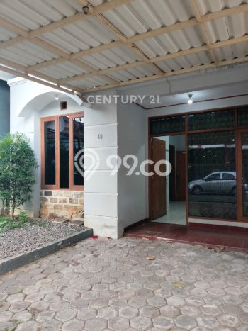 Lokasi terbaik! Rumah siap huni disewakan di Antapani LB 90m2 Lokasi terbaik! Rumah siap huni disewakan di Antapani LB 90m2
