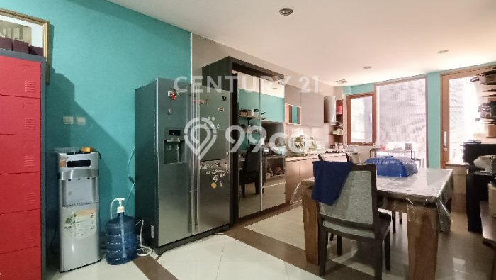 FOR RENT! Ruko di Sudirman Cocok untuk Bisnis 600m2 FOR RENT! Ruko di Sudirman Cocok untuk Bisnis 600m2