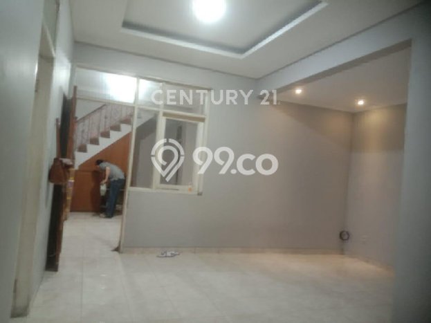 Lokasi terbaik! Rumah siap huni disewakan di Arcamanik LB 135m2 Lokasi terbaik! Rumah siap huni disewakan di Arcamanik LB 135m2