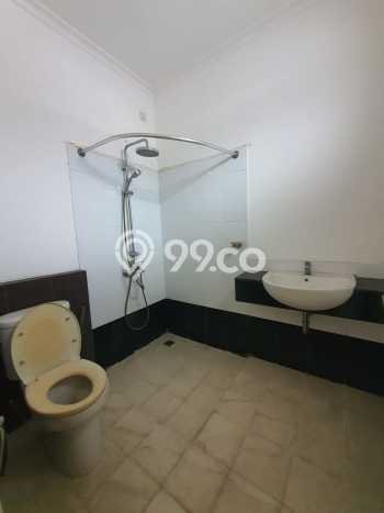 Rumah Modern 3 Kamar Terawat di Gading Serpong, Dekat Sekolah, Tangerang Rumah Modern 3 Kamar Terawat di Gading Serpong, Dekat Sekolah, Tangerang
