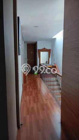 Ready to Use! Luxury House LT 360m2 Desain Modern di Cibubur Ready to Use! Luxury House LT 360m2 Desain Modern di Cibubur