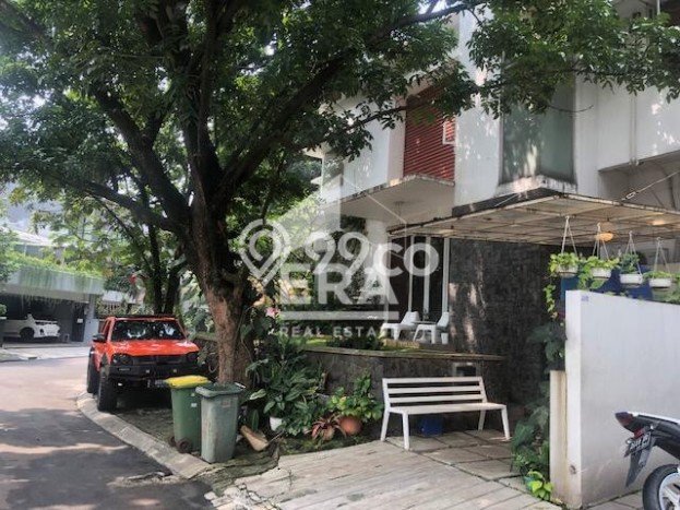 Dijual Rumah Luas Megah Dengan View Cantik di Harjamukti, Depok Dijual Rumah Luas Megah Dengan View Cantik di Harjamukti, Depok