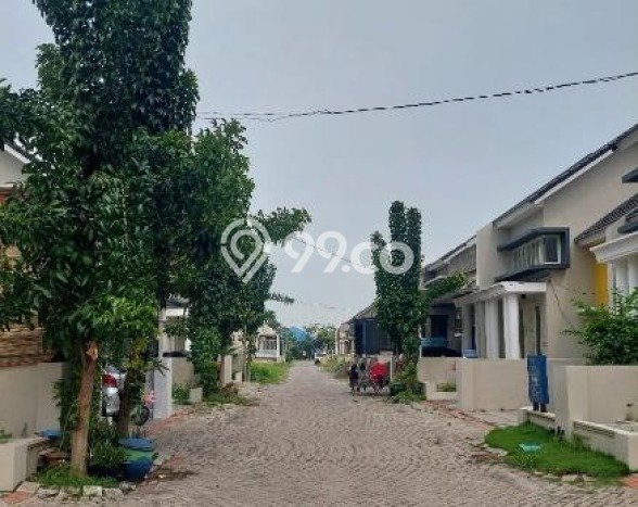 For Sale Hunian Rumah Terawat 2 Kamar di Surabaya Kota, Surabaya For Sale Hunian Rumah Terawat 2 Kamar di Surabaya Kota, Surabaya