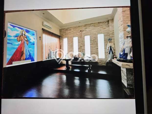 For Sale! Luxury House LT 1050m2 Desain Modern di Tangerang Kota For Sale! Luxury House LT 1050m2 Desain Modern di Tangerang Kota