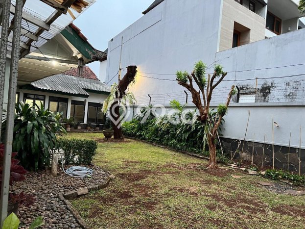 Hunian Mewah LB 400m2 Siap Huni Desain Elegan di Cipete, Jakarta Selatan Hunian Mewah LB 400m2 Siap Huni Desain Elegan di Cipete, Jakarta Selatan