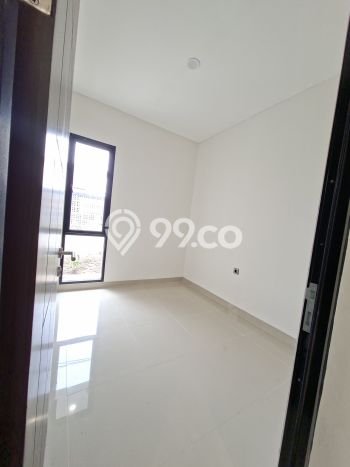 Jual Rumah Strategis Bagus Punya 3 KT di BSD Tangerang Selatan SHM Jual Rumah Strategis Bagus Punya 3 KT di BSD Tangerang Selatan SHM