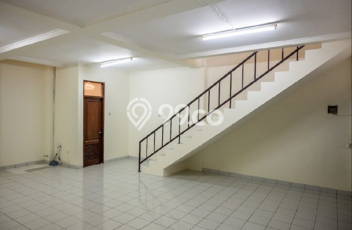 Unit Ruko Dijual di Bandung LT 69m2 & LB 150m2 Unit Ruko Dijual di Bandung LT 69m2 & LB 150m2
