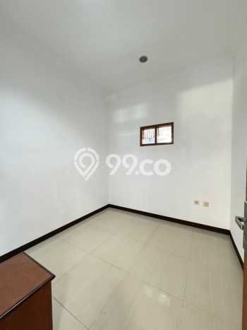 PREMIUM CHOICE! Rumah di Leuwi Panjang, 0 KT, Area Strategis, LT 81m² LB 100m² PREMIUM CHOICE! Rumah di Leuwi Panjang, 0 KT, Area Strategis, LT 81m² LB 100m²