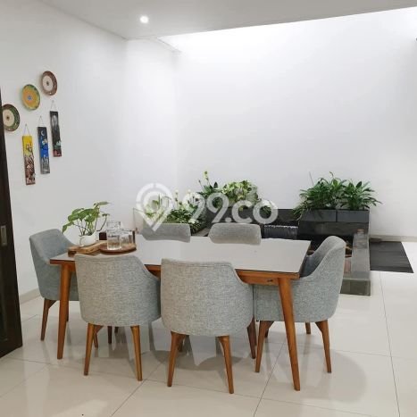 Ready to Use! Premium House LT 223m2 Desain Elegan di Bandung Kota Ready to Use! Premium House LT 223m2 Desain Elegan di Bandung Kota