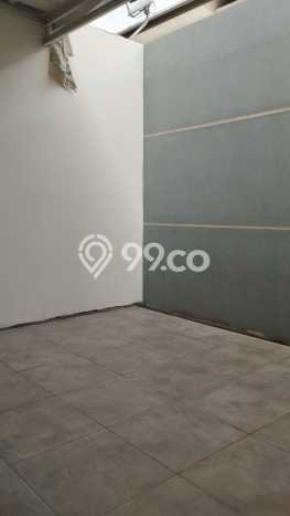 Rumah Modern 3 KT di Taman Kopo Indah Bandung Unfurnished Rumah Modern 3 KT di Taman Kopo Indah Bandung Unfurnished