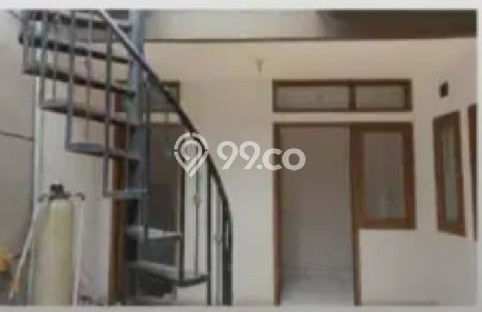 Rumah Luas Asri 5 KT Siap Huni di Taman Kopo Indah Bandung Rumah Luas Asri 5 KT Siap Huni di Taman Kopo Indah Bandung