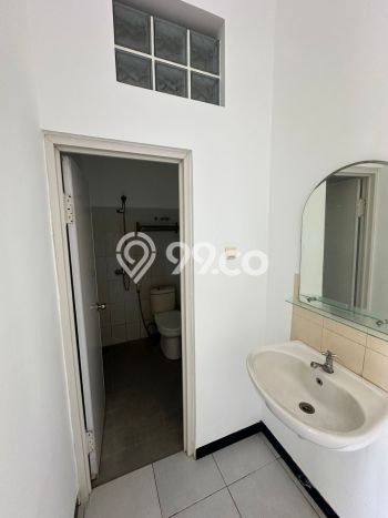 Rumah Minimalis 3 KT di Taman Kopo Indah Bandung Unfurnished Rumah Minimalis 3 KT di Taman Kopo Indah Bandung Unfurnished